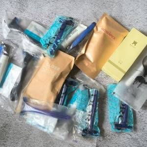 全新 旅行 剃鬚刨 剃鬚膏 套裝 $10 五包