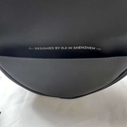 DJI 迷你斜挎包 Logo 款黑色 /紅色 Pocket 3 可用全新未用