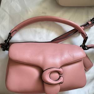 Coach 2-way handbag (pink) 95% new (未使用過)