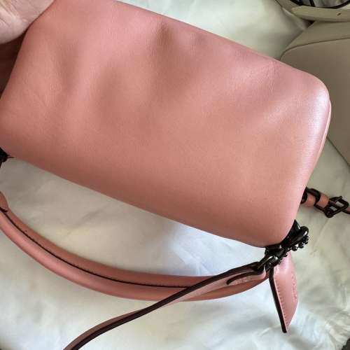 Coach 2-way handbag (pink) 95% new (未使用過)