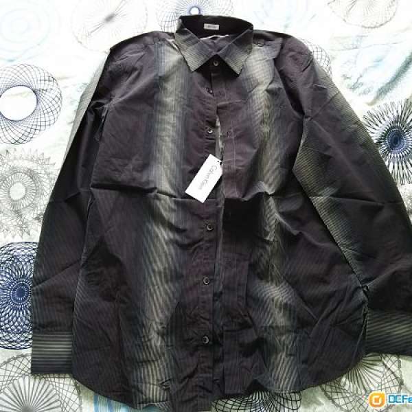 全新Brand New Calvin Klein Mens Shirt 黑色直身涼快恤衫