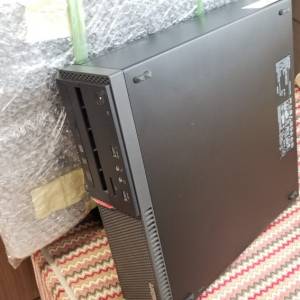 ThinkCentre M700 with 22" monitor, keyboard & mouse