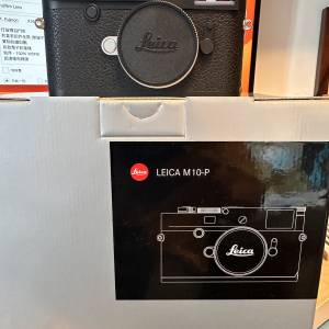 Leica Camera & Lens