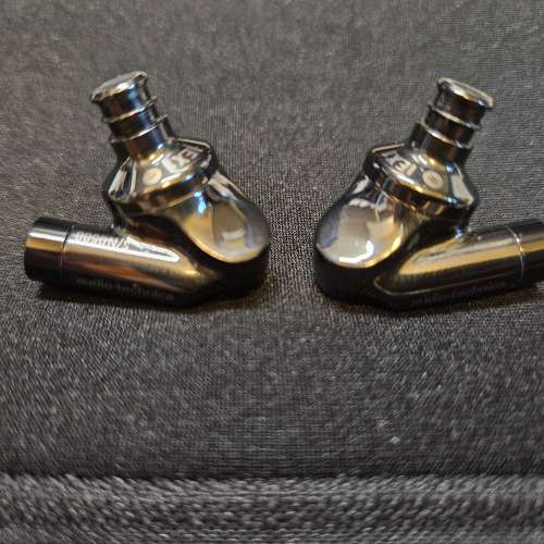 Audio-Technica ATH-IEX1 90%新