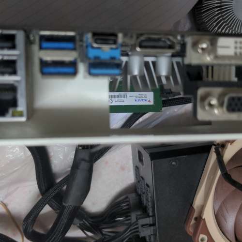 Intel i5 7500 b250m pro 4 DDR4 8gb x 1