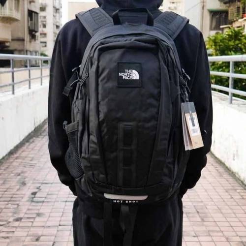 The north face hot shot backpack 背包