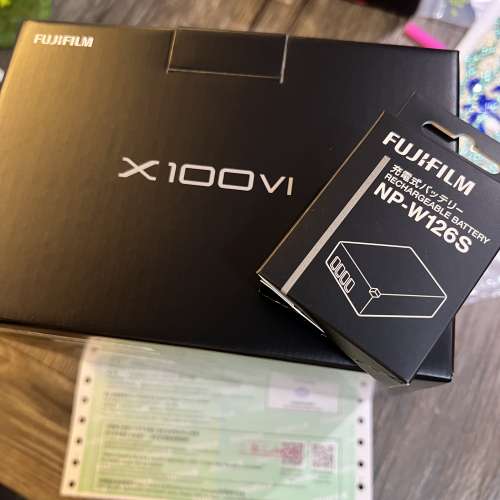 富士 Fujifilm X100vi 全新 行貨 黑色 送多一粒原裝電 x100 vi 第六代