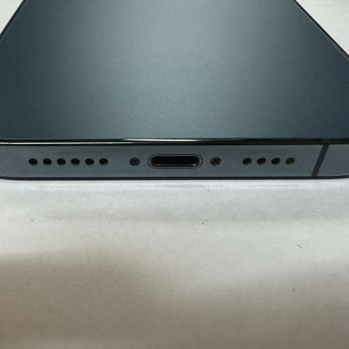 I phone12 pro max 256GB 絕無拆機及維修
