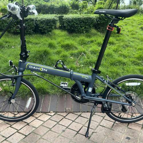 2024 馬甲線款 DAHON SP18 ( KAC083 )18速鉻鉬鋼車架 20吋 406 折叠車 送水架前後蛙...