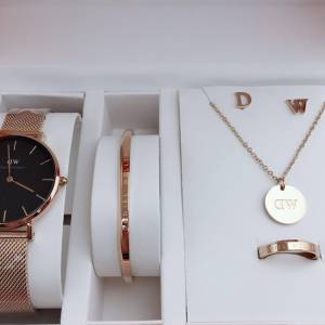 丹尼爾惠靈頓（Daniel Wellington）classic 五件套，簡約時尚石英錶 Dw手鐲＋耳釘＋...