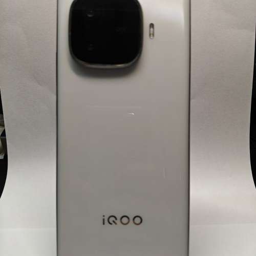 出讓 Vivo IQOO Z9 Turbo 白色 12+256GB  99% 新