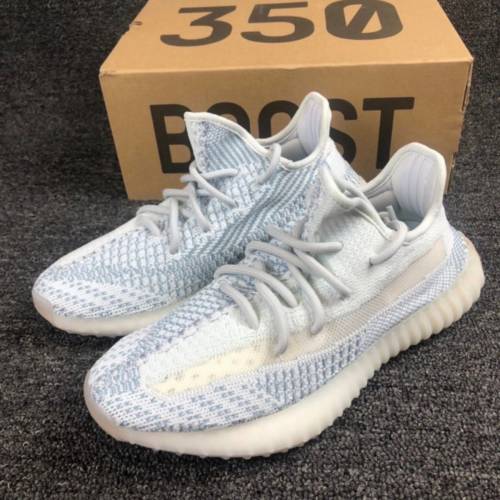 全新有盒adidas originals Yeezy Boost 350 V2 冰藍 "cloud white"休閒鞋 男女同款