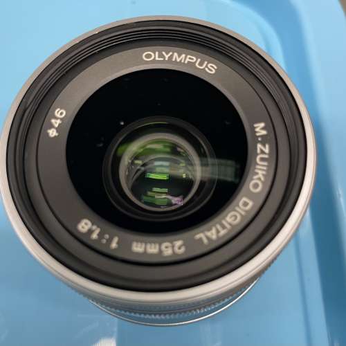 Olympus M43 25mm f1.8 lens 銀鏡
