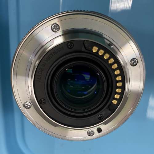 Olympus M43 17mm f1.8 lens 銀鏡