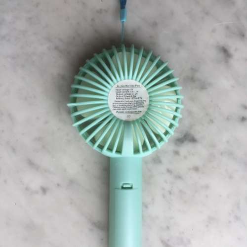 $20 手提電動風扇 Worked 有三個風速 有電燈 包送 USB 充電線 + 18650 3.7V 電池 - 13