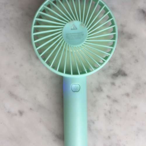 $20 手提電動風扇 Worked 有三個風速 有電燈 包送 USB 充電線 + 18650 3.7V 電池 - 13