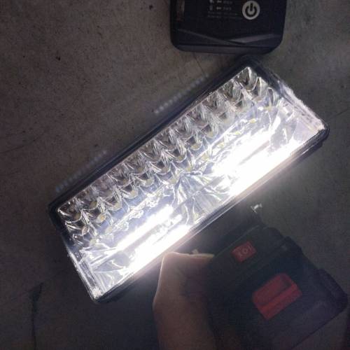 21v牧田插腳強光工程燈