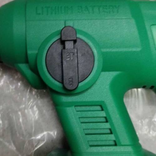 21V輕型充電衝擊鑽連一電