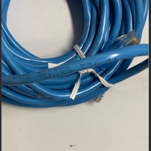 優質電腦上網線，長10公尺。因安裝時發現不夠長，所以平價轉讓給有需要人士。