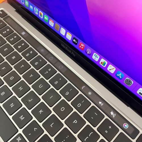 (荃灣實體店 電腦專家 高質企理🤩 m1 macbook pro)APPLE  Retina m1 /8gb ram/256g...