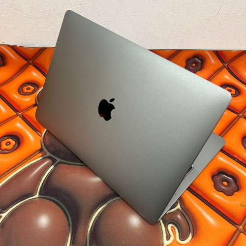 (荃灣實體店 電腦專家 高質企理🤩 m1 macbook pro)APPLE  Retina m1 /8gb ram/256g...