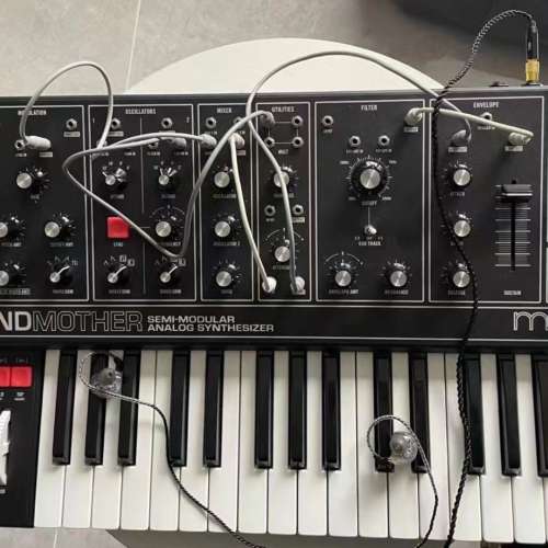 moog+grandmother+模擬合成器