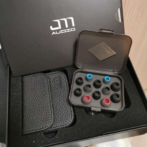 99.9% new Jomo Audio Nautilus