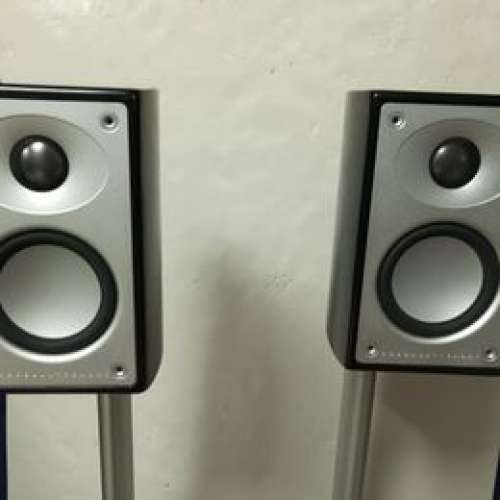 Mordaunt short alumni 玻璃座腳架