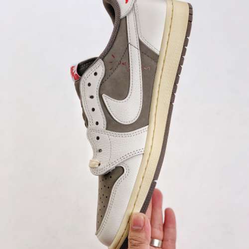 Travis Scott x Air Jordan 1 重磅联名 size 36-47