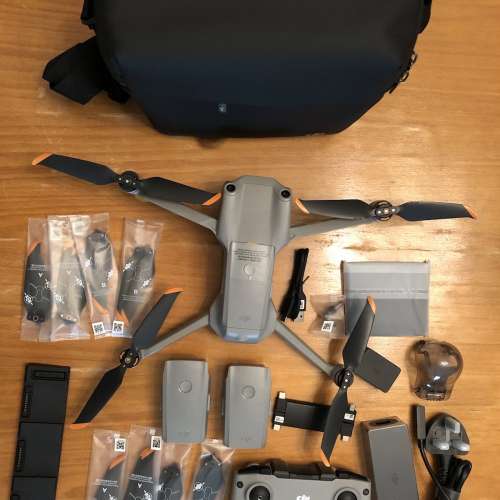 DJI Air 2S   Fly More Combo FCC版