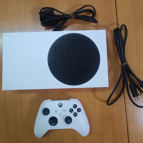 9成新Xbox Series S 內置19個月ULTIMATE GAME PASS會員