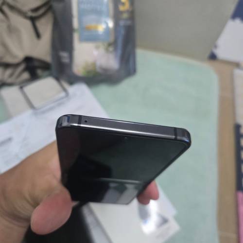 Samsung galaxy Z flip5 黑色512