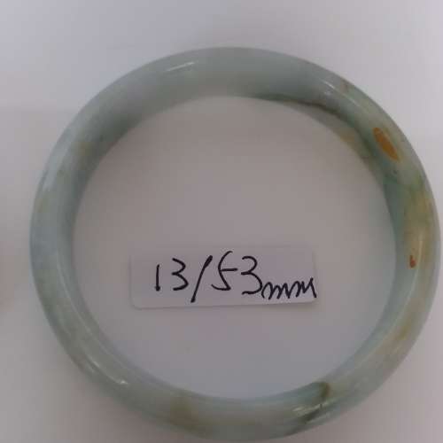 翡翠a玉 手鈪 有石紋瑕疵特價出售，每隻300元三隻500元 no.C15.9 .24