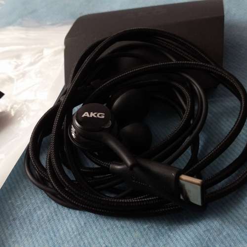 全新Samsung Akg type C