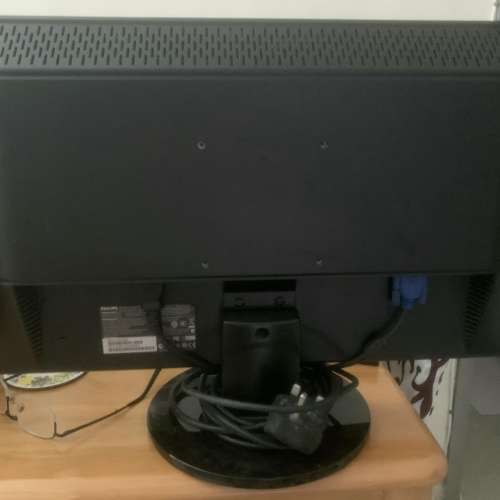 Philips 220E1SB/69 22" Full HD LCD computer monitor 清屋出售 HK$98.00