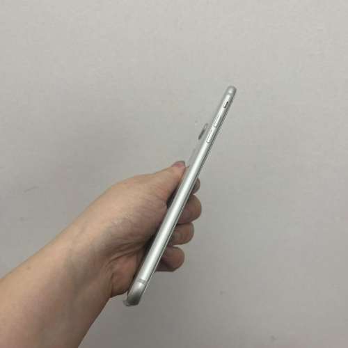 (荃灣實體店，高品質Apple 機）Apple Iphone 8 Plus🤍 外觀新淨高質🤩  1️⃣iPhon...