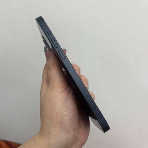 (荃灣實體店，超靚Apple 機）Apple Iphone 12 港行🖤 外觀高質超靚🙀🙀