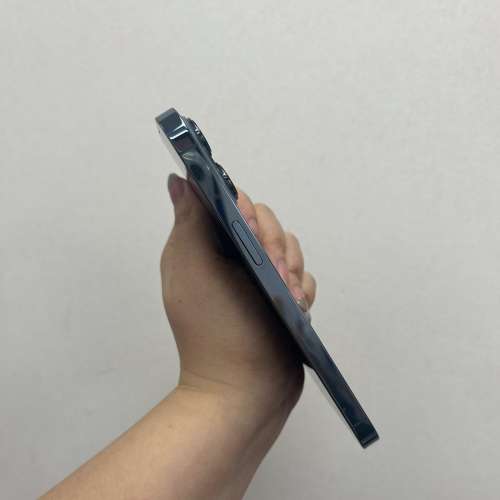 (荃灣實體店，高質靚Apple 機）Apple iPhone 13 Pro 🩵港行 外觀高質靚機😝/已換全新...