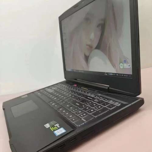 Intel® Core™ i7-7700 高階電競RGB手提電腦，4G獨立顯卡，16G DDR4，Samsung 870...