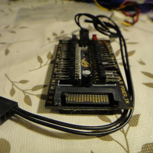 ASUS 風扇集線器 一分十集線器 4PIN PWM溫控擴充 機殼風扇集線器 主板PWM分接