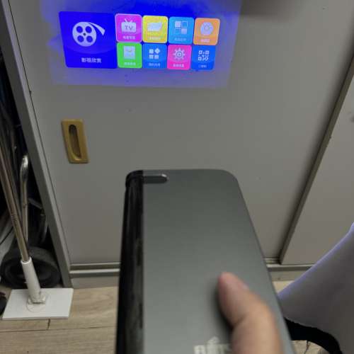 微型充電式投影儀