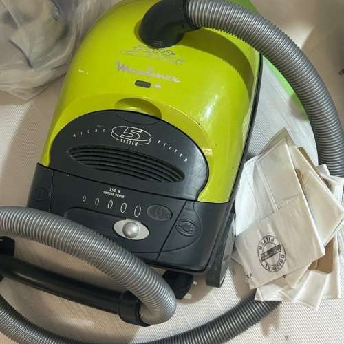 法國牌子Moulinex大力吸塵機 齊配件 送全新塵袋5個 vacuum cleaner with 5 brand n...