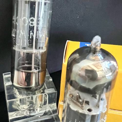E80CC 飛利浦金腿圓環長灰屏配對一對荷蘭1964同年同月製造有盒 ECC82 12AU7 Philip...