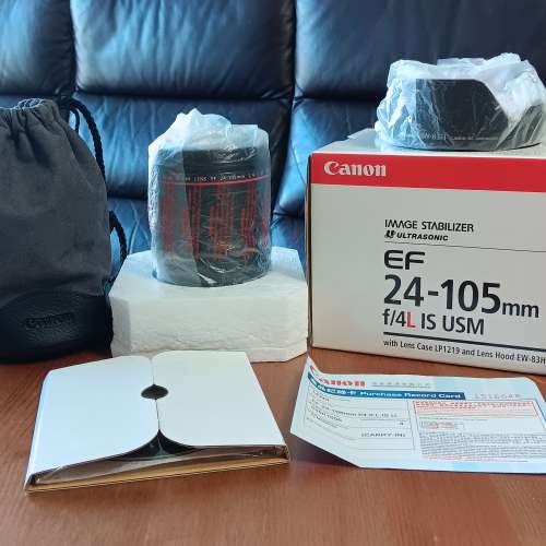 ALMOST UNUSED Canon EF 24MM-105MM F4L.鏡頭幾乎全新，2021年 $9280買入，未有用過...