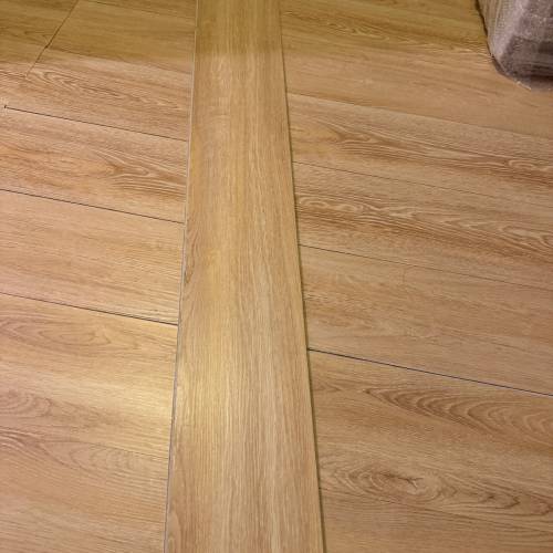 PVC 木紋地板 適合租屋族  floor