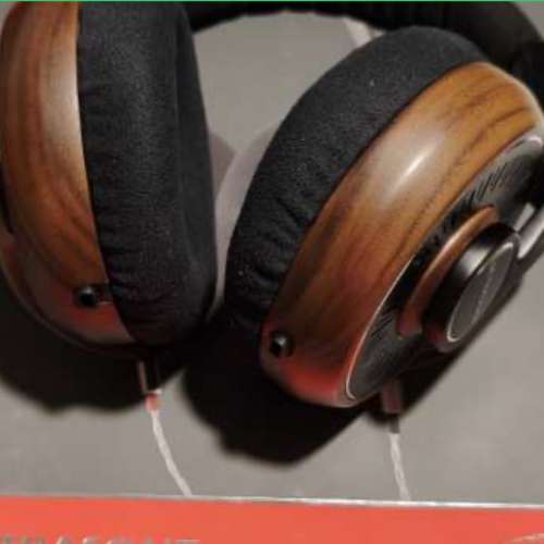 Ultrasons edition eleven 開放頭戴式耳機