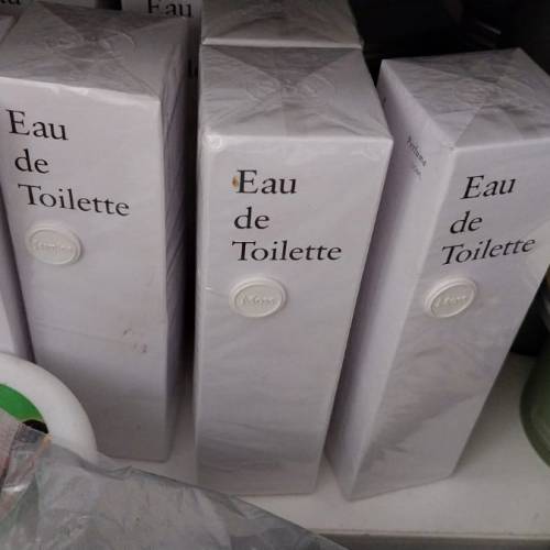 全新香水未拆包裝熱賣物品