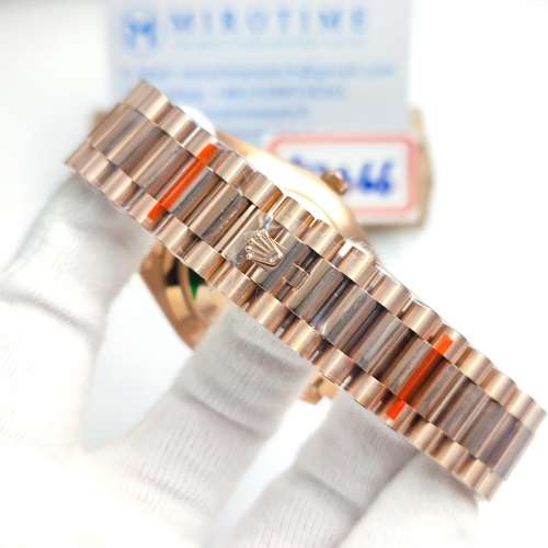 DayDate 40mm men watch