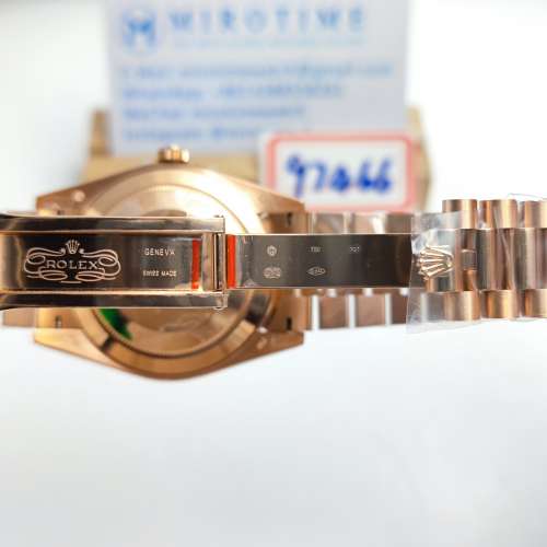 DayDate 40mm men watch