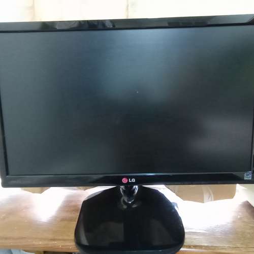 LG 22MP55 21.5“ mon